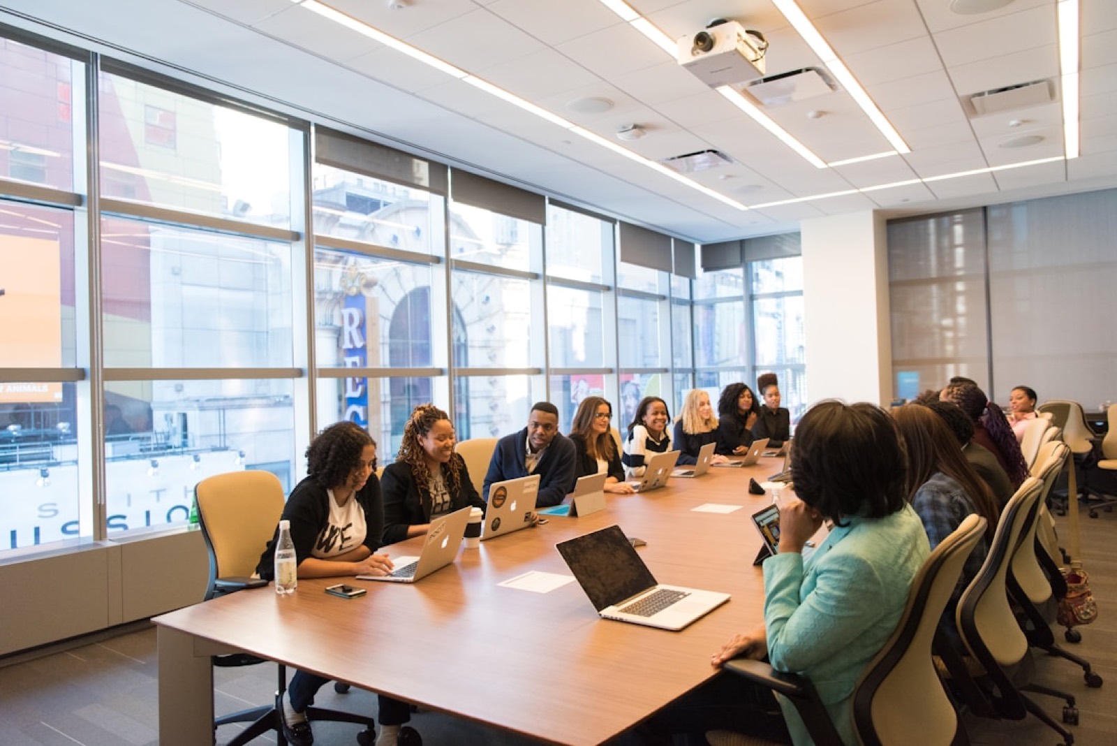 The ANAJ Consult team in a strategy session